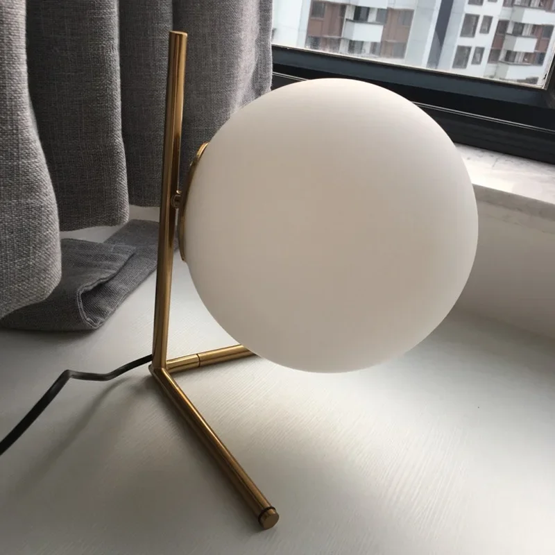 Nordic Modern Glass Ball Table Lamps Bedroom Bedside Reading Desk Lighting Home Decor LED Table Light Lamparas Study Creative