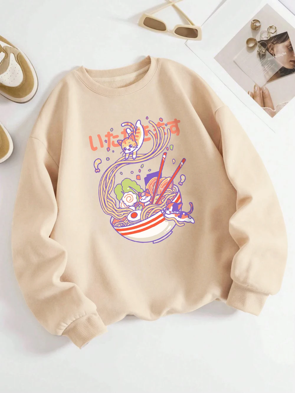 Japanese Noodles Sweatshirts Women Man Harajuku Cat Printed Hoodies Loose Fleece Warm Crewneck Clothes Street Womans Pullover