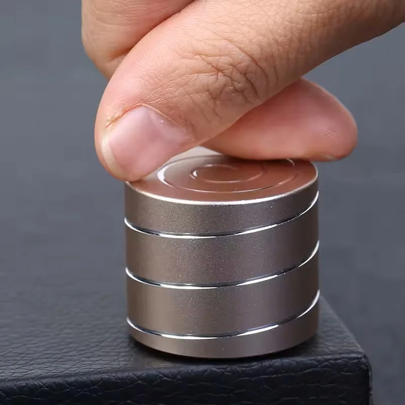 Desktop Decompression Rotating Stainless Steel Cylindrical Gyroscope Office Desk Fidget Gift Optical Illusion Flowing Finger Toy
