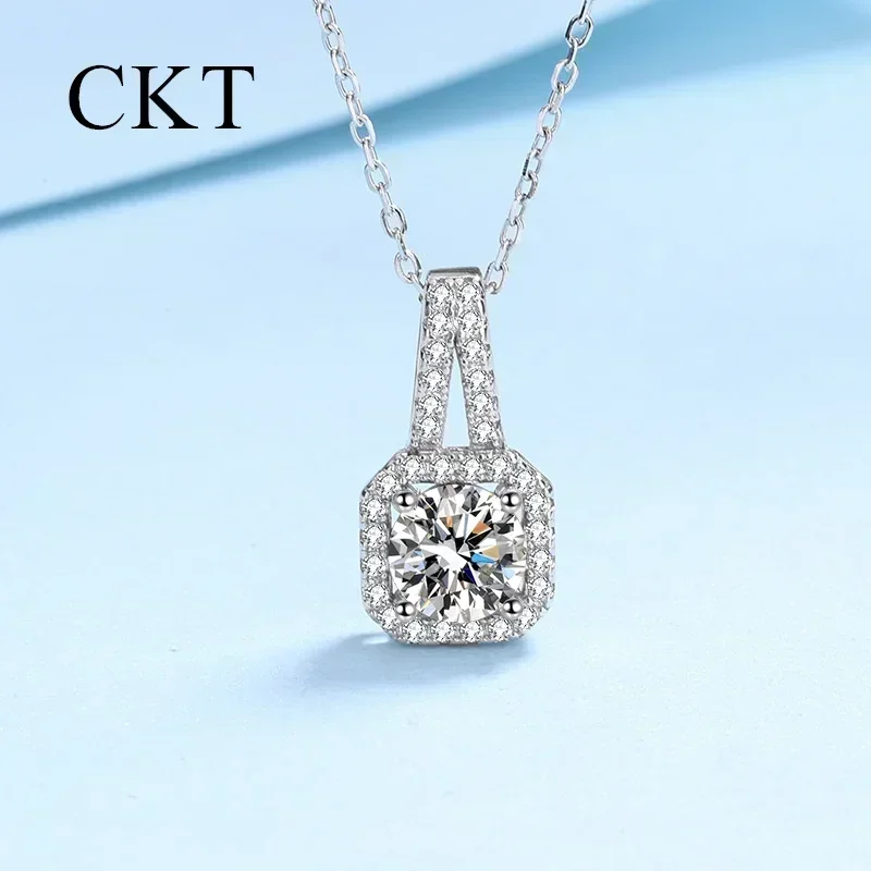 

18K White Gold Necklace 0.5-2ct Moissanite Diamond Pendant for Women Diamond Setting Platinum Pt950 Collarbone Chain Jewelry