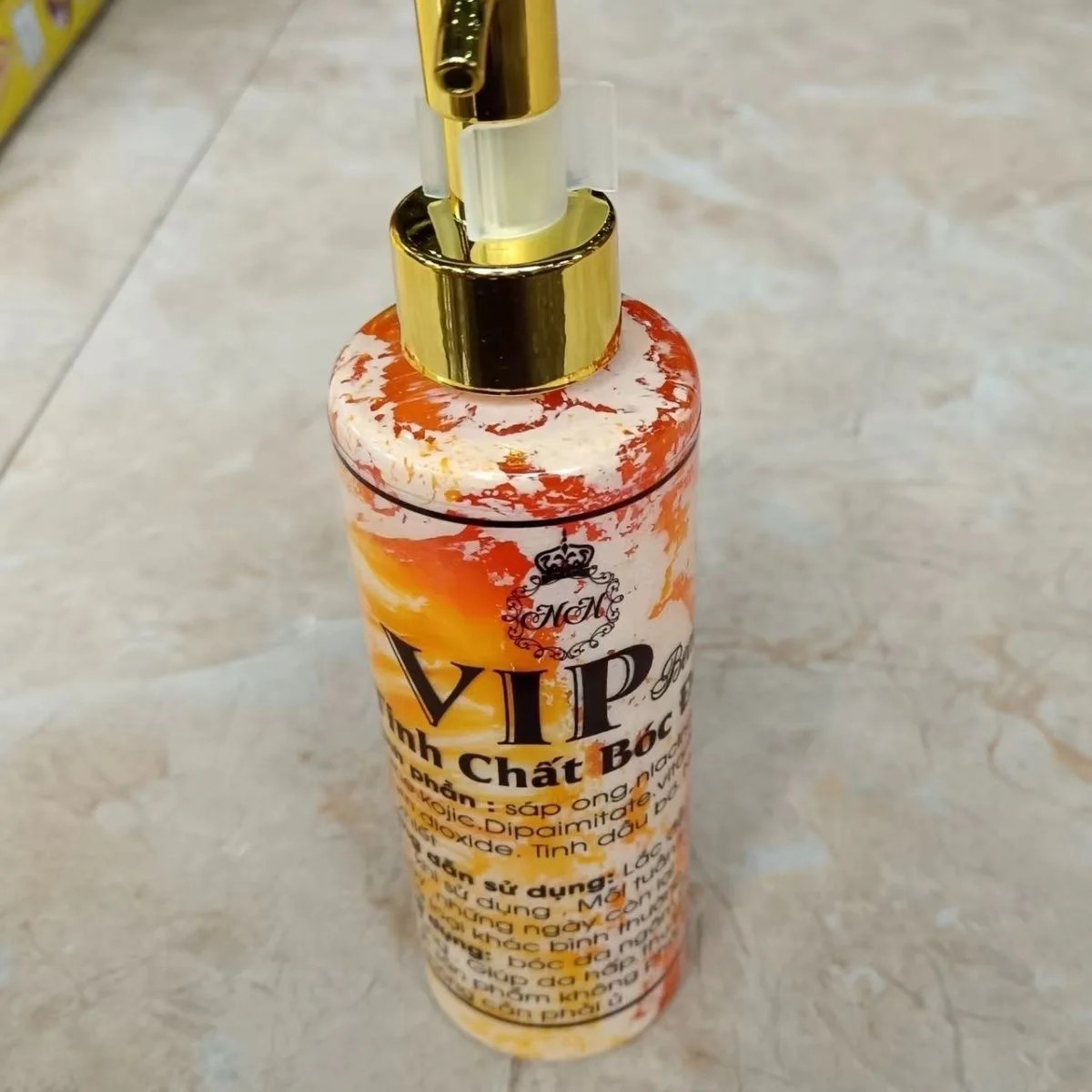 كيم بودي تينه كود سوداء لكبار الشخصيات ثغ ترونج بودي، كوك ترونغ دا كانخ مكثف المؤخرة، تفتيح الميلانين الأبيض #5