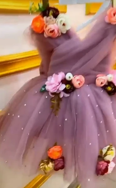 Robe de demoiselle d'honneur à col en V violet pour enfants, dentelle princesse A-ligne, appliques 3D, longueur de thé, mariage, tulle brillant, fête d'anniversaire, boule, quoi que ce soit