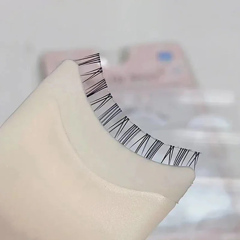 Pasta Strumenti di bellezza per ciglia finte Applicatore per ciglia finte Pinzette Mascara Ciglia Clip Aiuta Ciglia Bigodino Strumento per trucco cosmetico