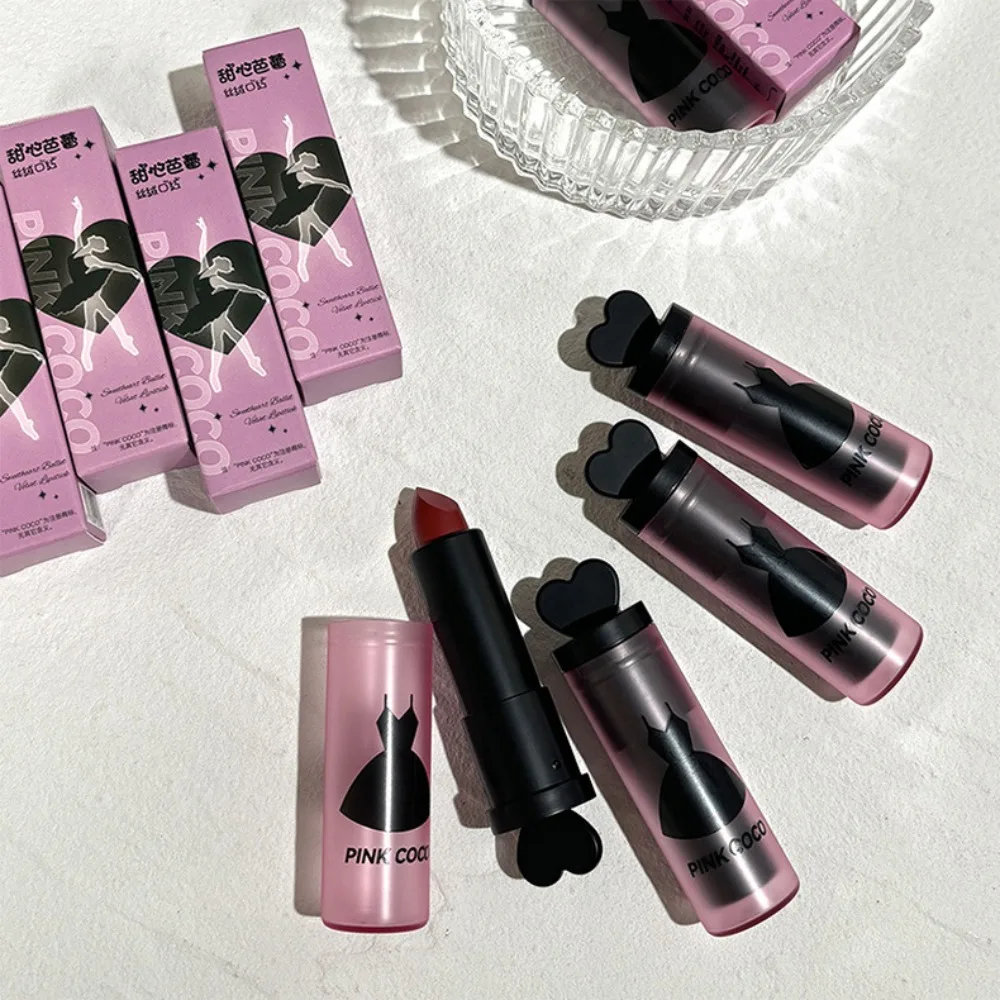 Sexy Langdurige Matte Lippenstift Fluwelen Waterdichte Lipgloss Non-Stick Cup Lip Tint Vrouwen