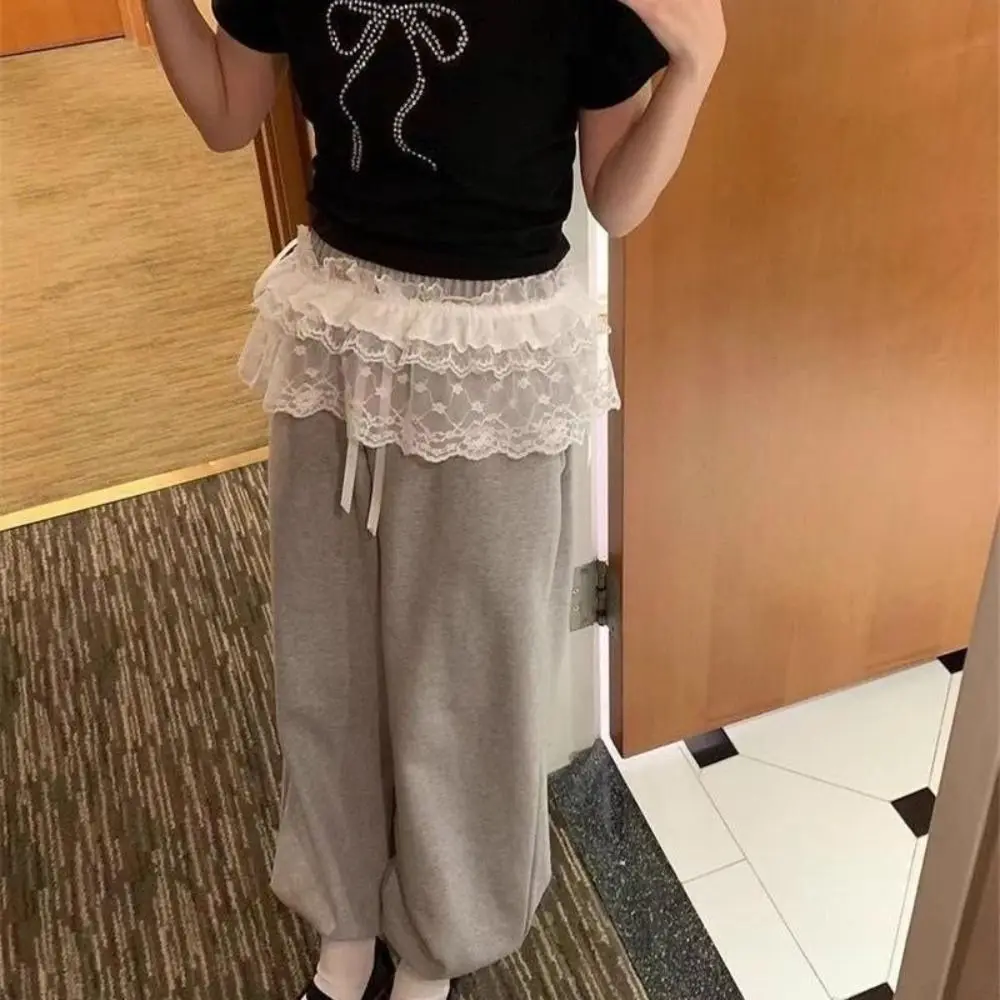 กระโปรงมินิสเกิร์ตปักลายดอกไม้ลูกไม้ซีทรูสไตล์ฮาราจูกุ แต่งระบายผูกเชือก กระโปรงยีนส์แต่งระบายสไตล์ Y2K สตรีทแวร์