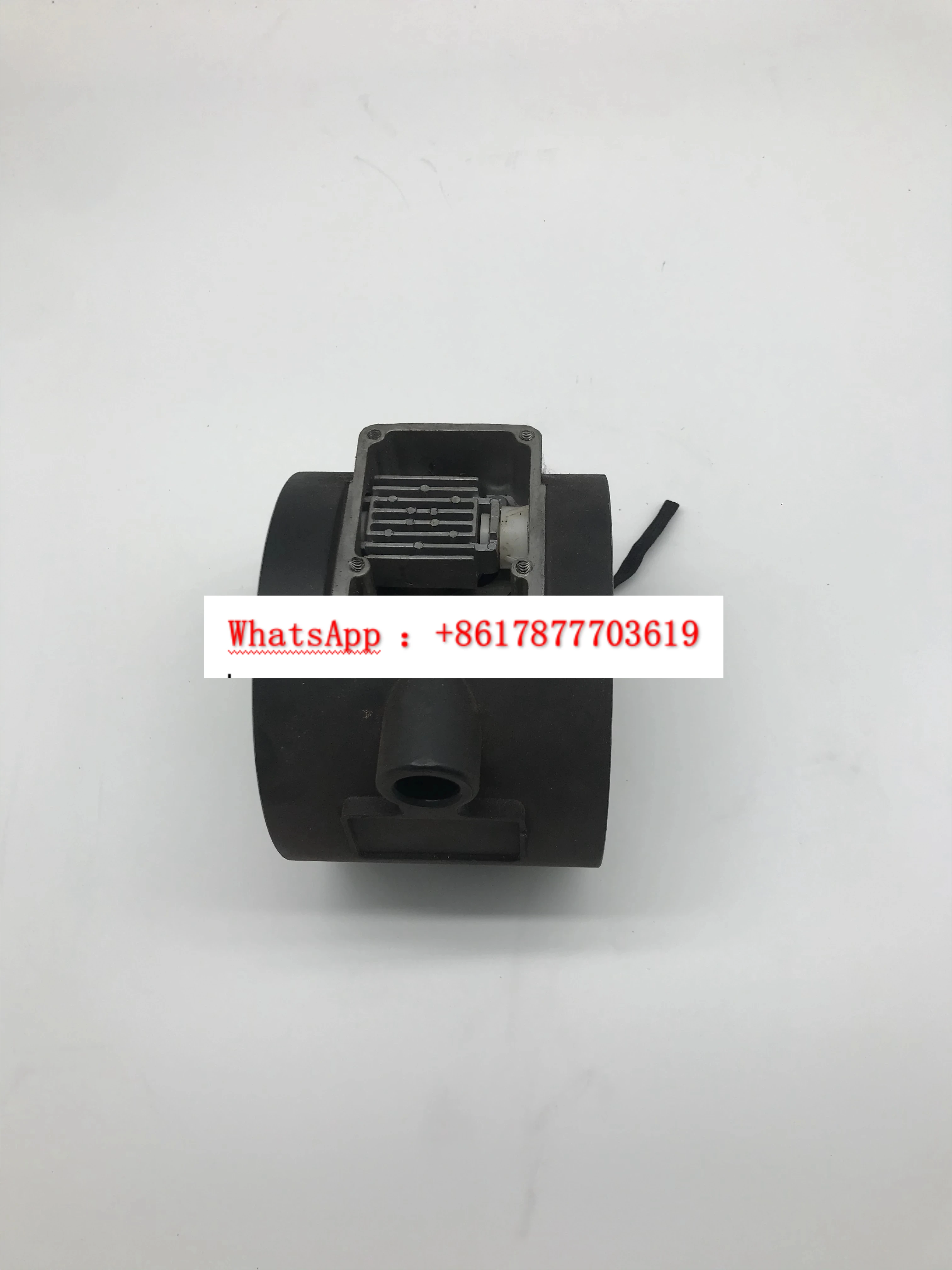 Diaphragm pump maintenance kit, pneumatic valve, intermediate body assembly, diaphragm pump accessories, piston