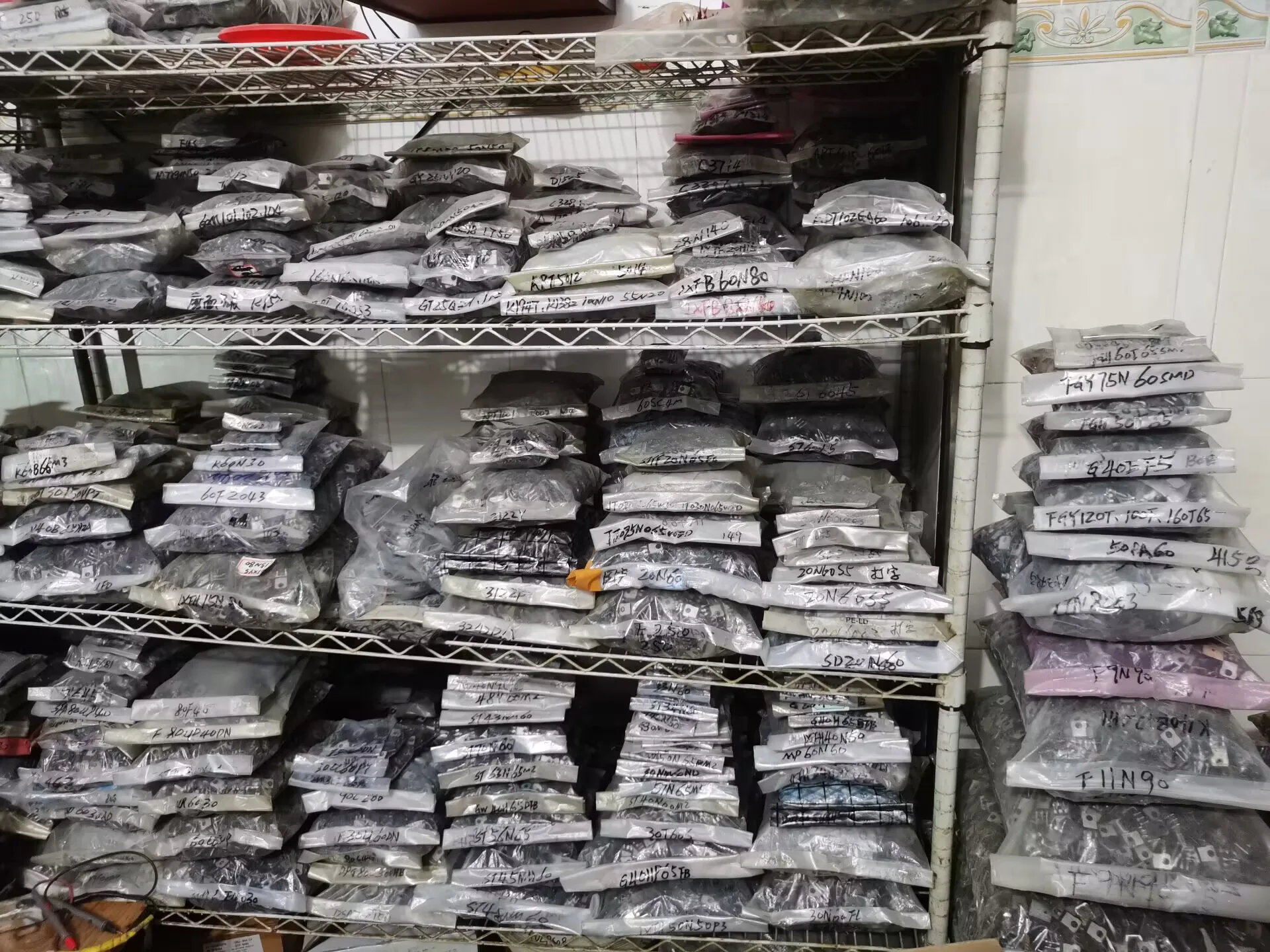 Démontage d'origine utilisé, C2M0080120, 5 pièces, en stock