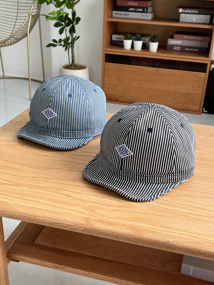 Striped hip-hop short brim couple's baseball cap - outdoor, deepened, face-slimming design for men