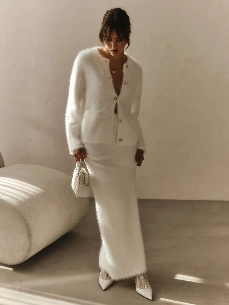 

EOENKKY осенне-зимний флисовый вязаный однобортный кардиган с длинными рукавами и юбкой, комплект из 2 предметов, женские плюшевые вязаные модные наряды