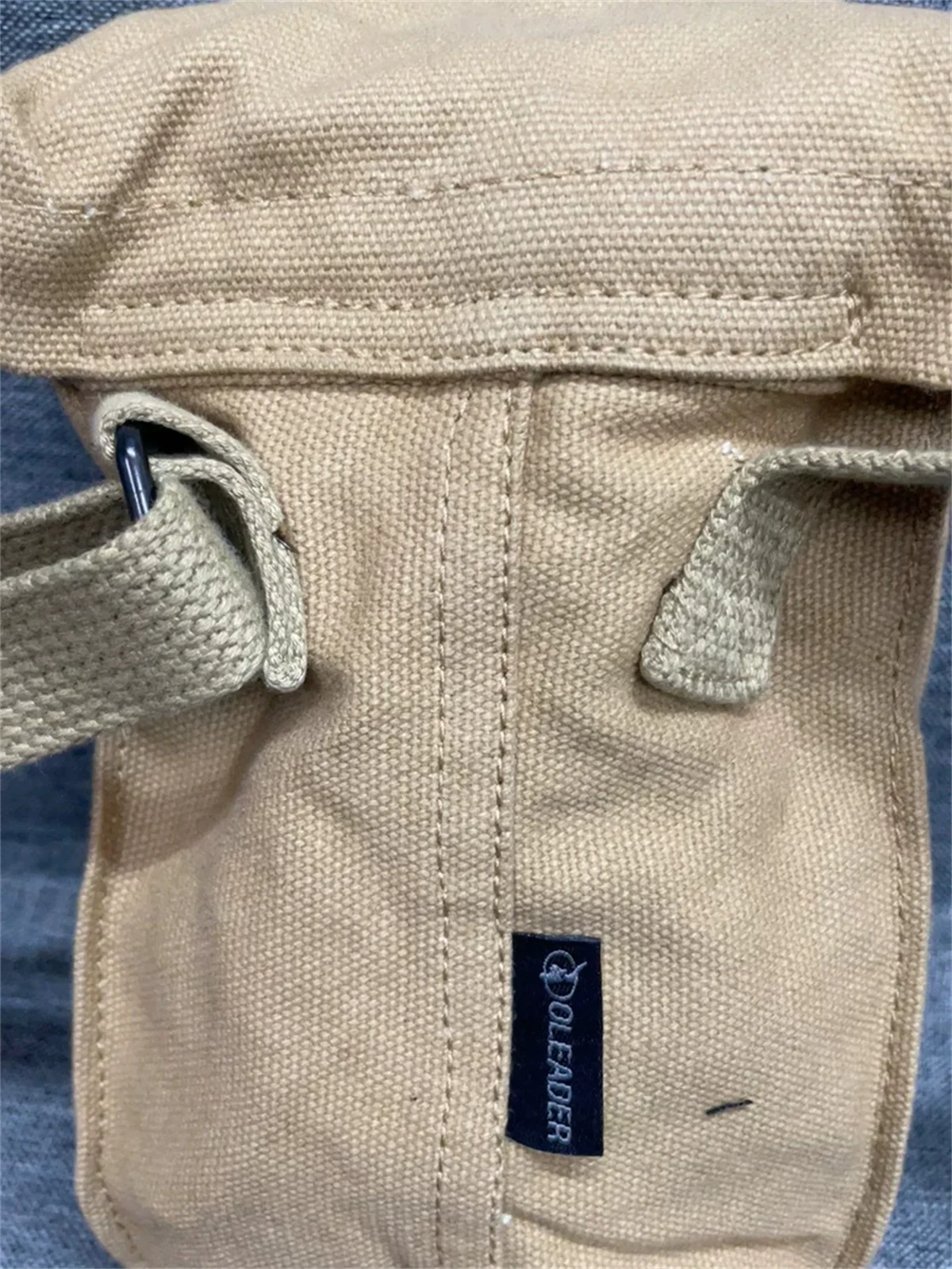 American style, portable Thomson universal satchel, thick canvas thick webbing