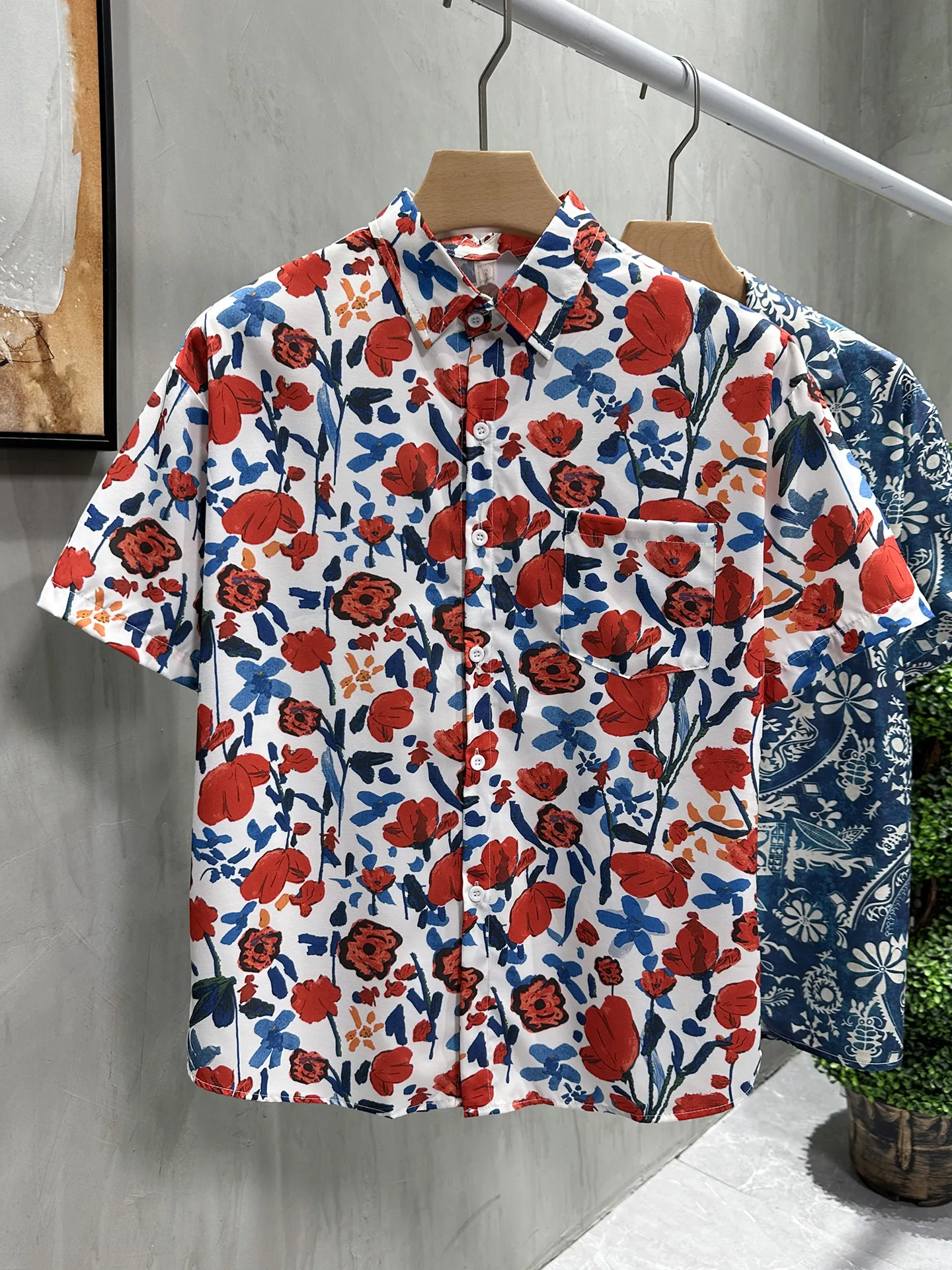 Summer Men's Printed Short Sleeved Shirt American Casual Fashion Retro Vacation Style V-neck Single Breasted Loose T-shirt