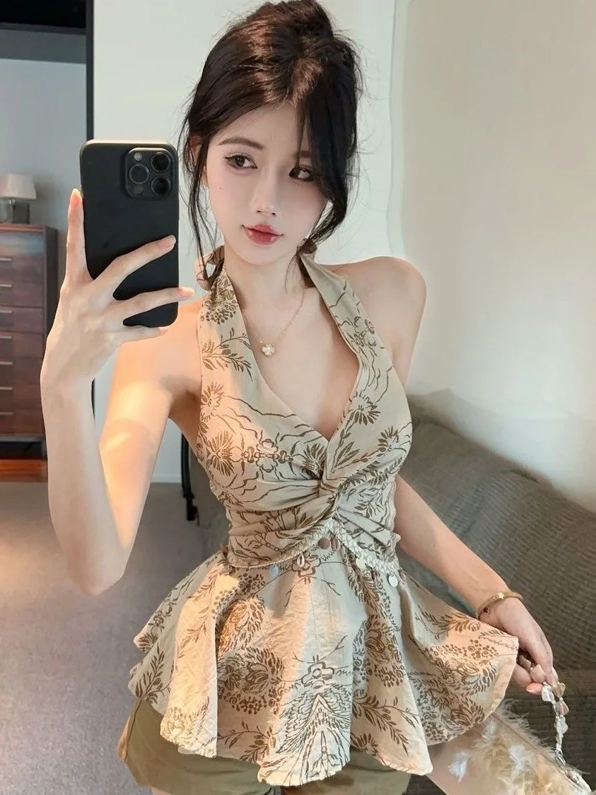 Sexy V-neck Short Top with Ruffle Hem Knot Waist Slimming High-neck Sleeveless Casual Commute Style Chinese Production