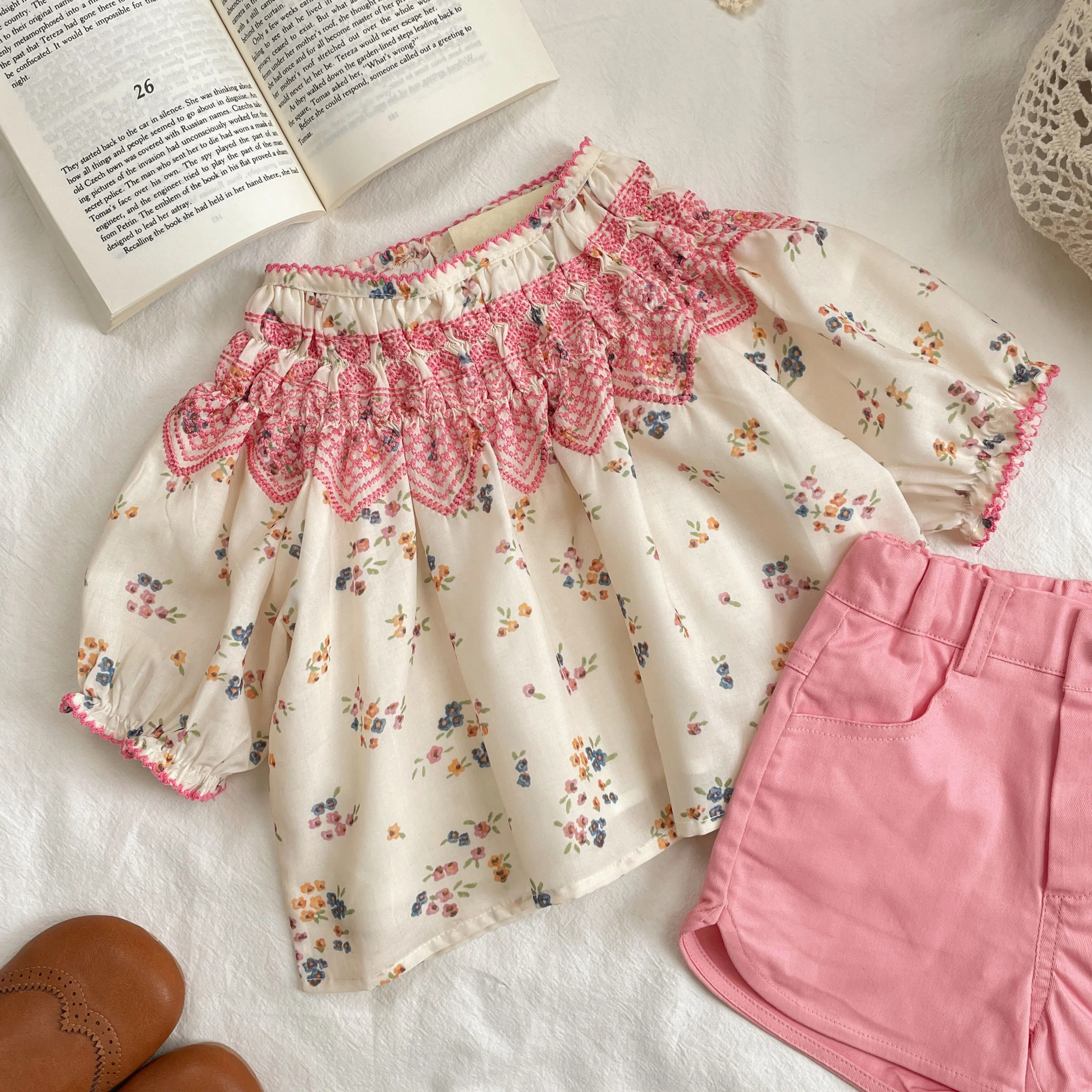 

In Stock 2024 EM New Girls' Garden Style Couture Embroidered Floral Halter Vest Half Skirt Set Suspender Flower Lapel Girl Dress