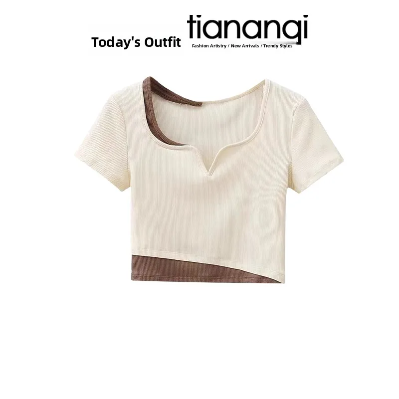 تي شيرت نسائي صيفي جديد بتصميم كلاسيكي بأكمام قصيرة وطوق مربع بلوك لوني أمريكي، مع فستان ميني عالي الخصر وتفصيلات مشقوقة.