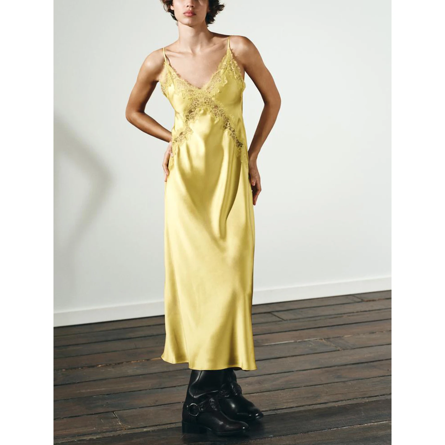 Hiver nouveauté femmes décontracté Sle Strapl soie Satin sensation Midi Dr fibre de Polyester No Sve v-ne coupe ajustée