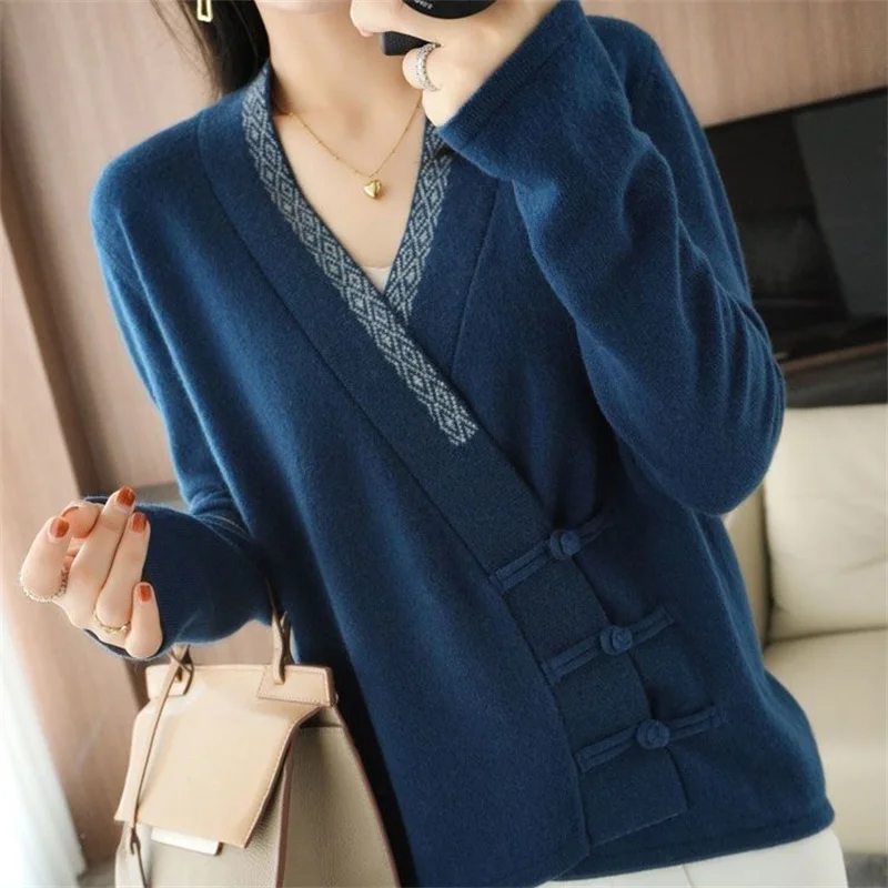 

Y2K Spring Autumn Sweater 2024 New Chinoiserie V-Neck Loose Women's Clothes Knitwear Solid Colour Fashion Coil Buckle Top Female