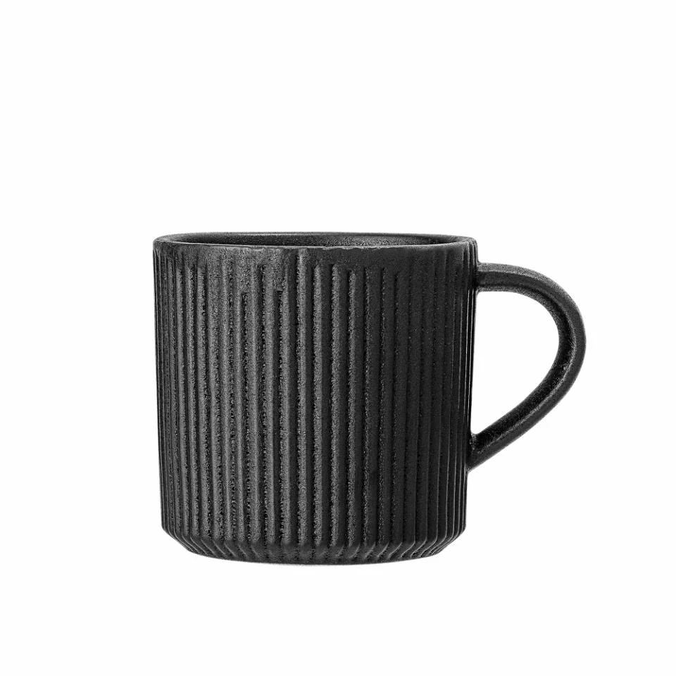 taza-de-ce-de-ceramica-nea-hecha-a-mano-lineas-clasicas-con-ranuras-neri-bloomingville-fqrliving-utensilios-de-comedor