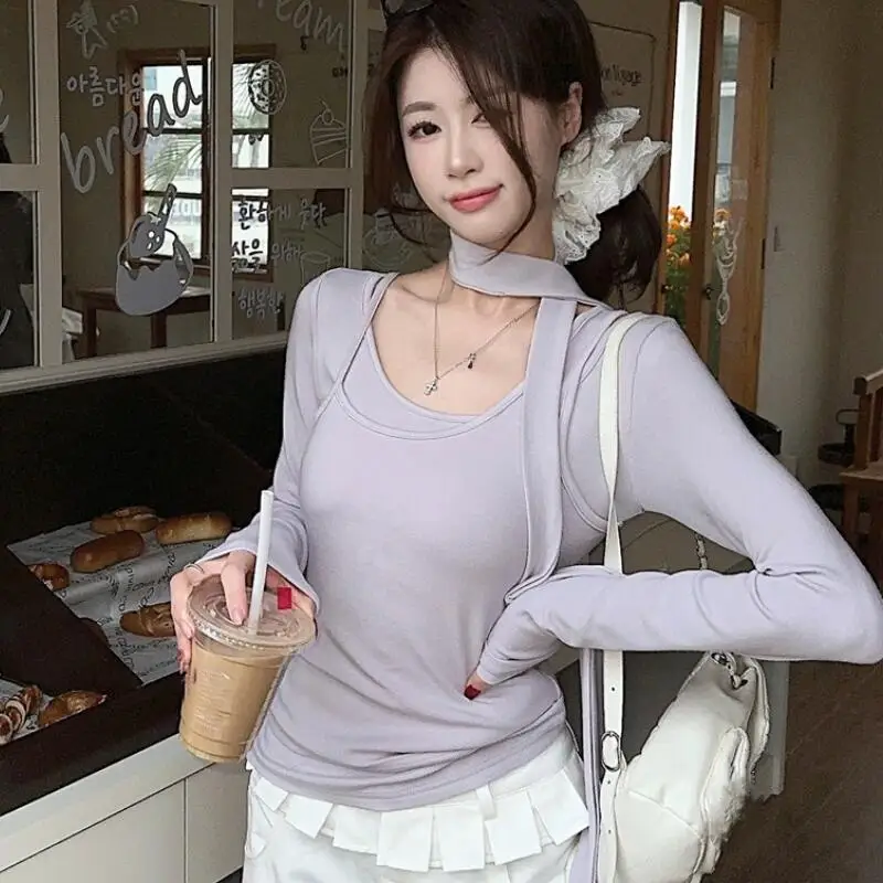 

Pure Desire Wind Сексуальная женская футболка из двух частей с длинным рукавом и бантом весной и осенью, универсальный и красивый нижний топ