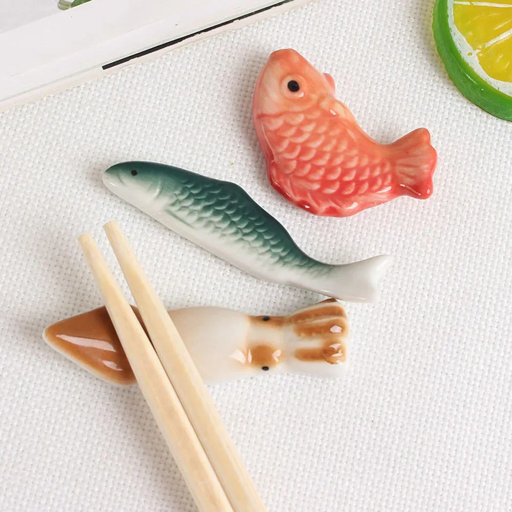 1pcs Ceramic Chopsticks Holder Spoon Fork Rest Sushi Sticks Rack Shelf Chopsticks Holder Stand Rest Pillow Kitchen Utensil
