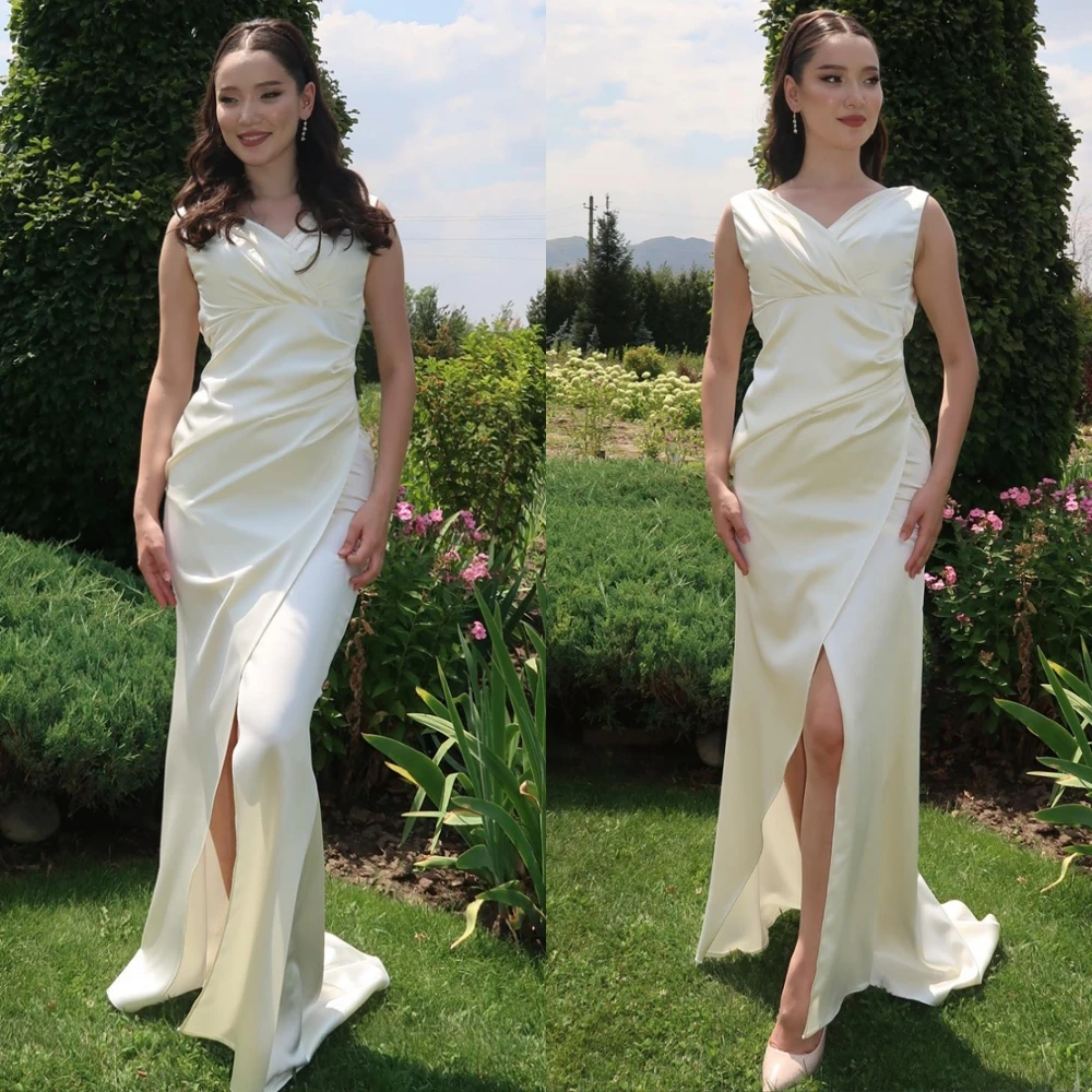 

Customized Graceful V-Neck Evening Dress and Delicate Satin Special Occasion Gowns and Exquisite Sleeveless Cocktail Dresses