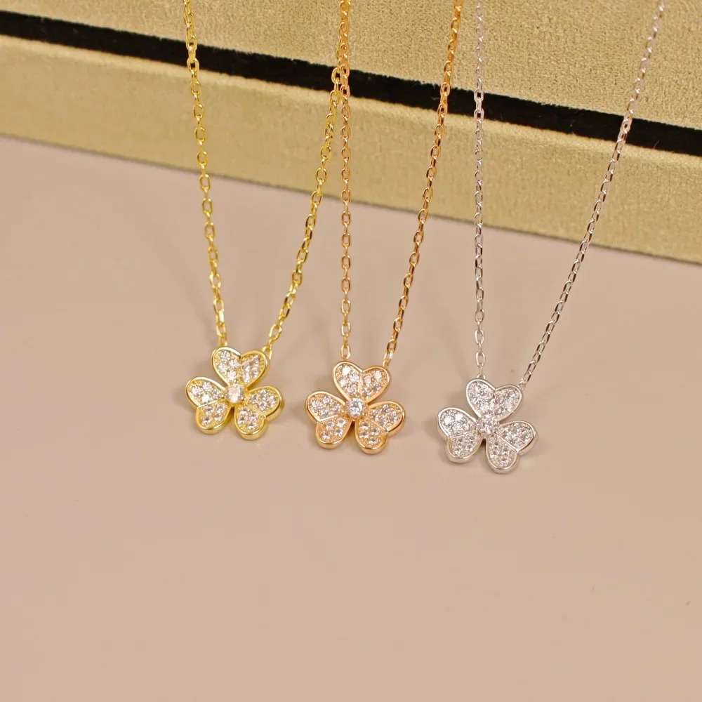 

Seiko Edition Flower Full Diamond V Gold Clover Necklace Women's Clavicle Ins Style Temperament Personality