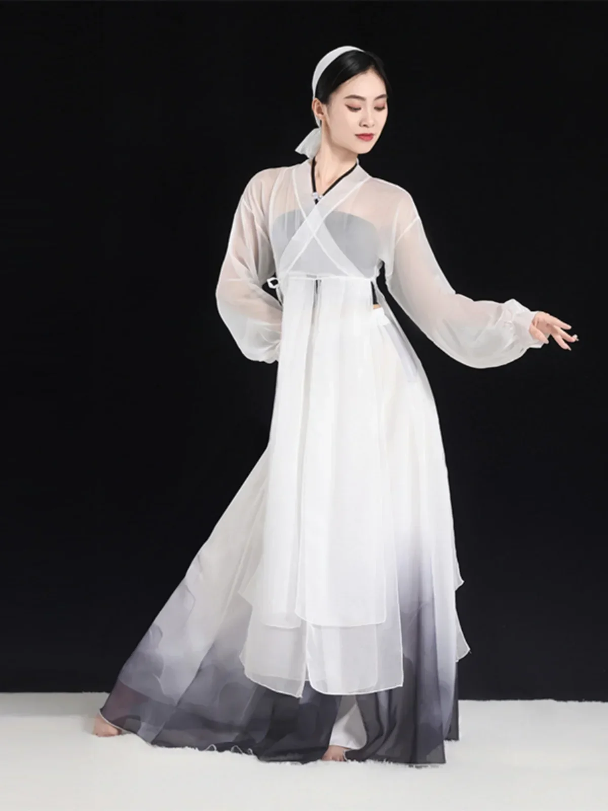 Ancient classical dance gradually change  clothes big sleeves national women's practice clothes performance costumes dresses