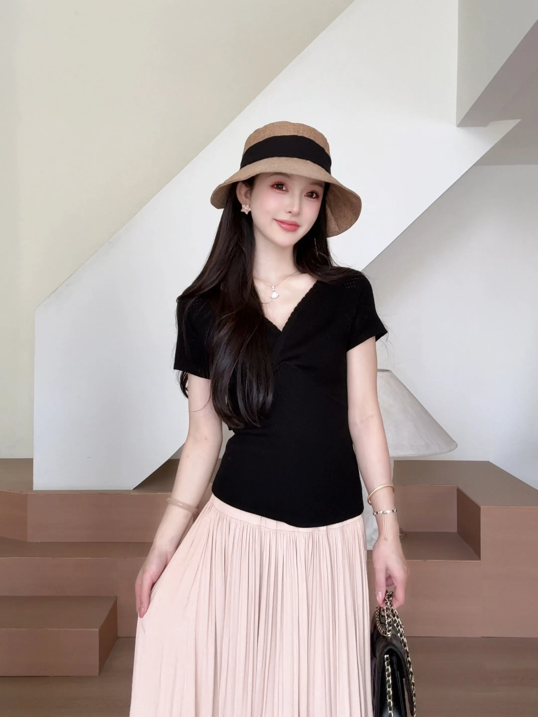 

YYStudio Summer Versatile Floral Girls Short Sleeve T-Shirt Casual Style Standard Fit Cotton Linen Blend V-Neck Plant Floral ...