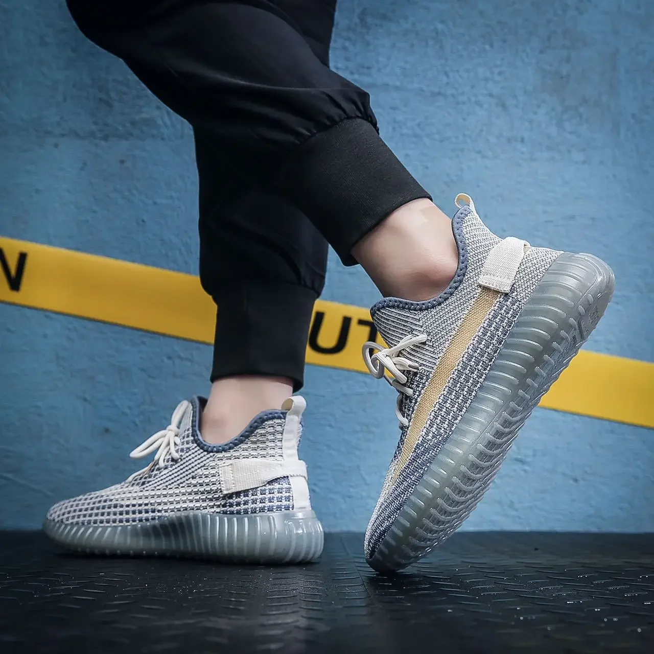 أحذية رياضية كاجوال محبوكة بنمط جديد للرجال 350 حذاء جوز الهند نعل جل خفيف للغاية حذاء جري عصري #4