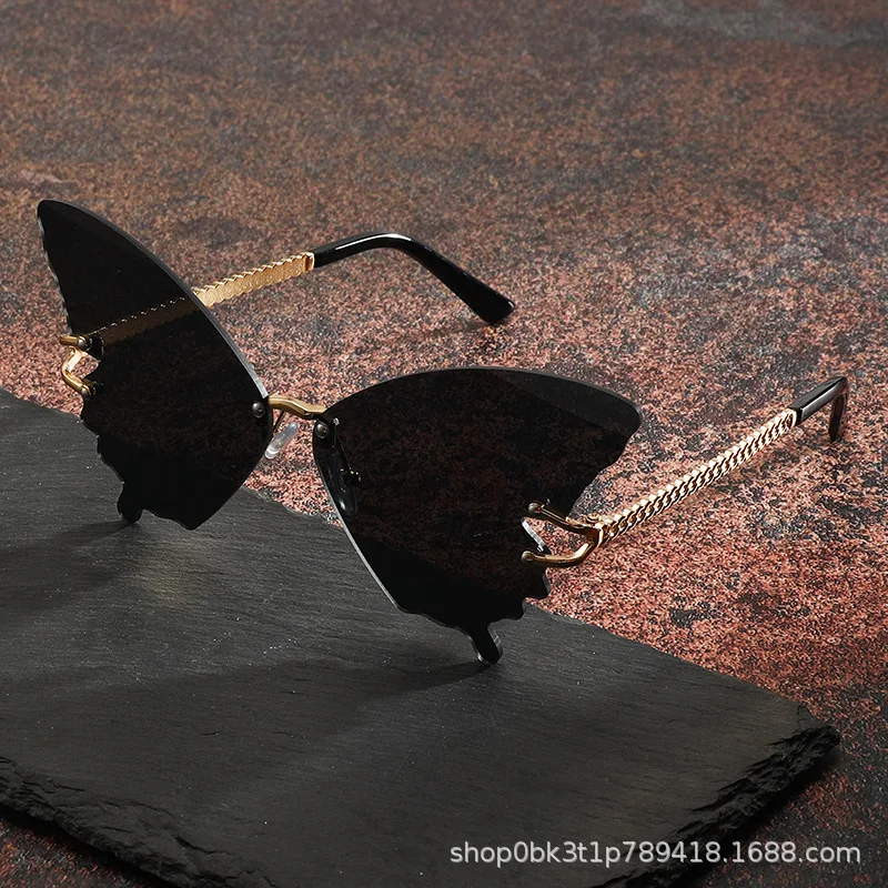 

2026 New Luxury Rimless Butterfly Sunglasses, Large Frame UV400 European American Fashion Shades for Women