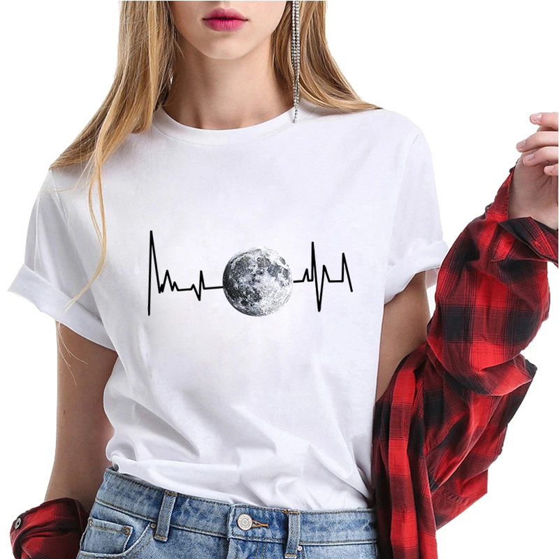 Crescent Moon Women Black T-shirt Women Casual Round Neck Shirt Printed Women Suitable For Summer