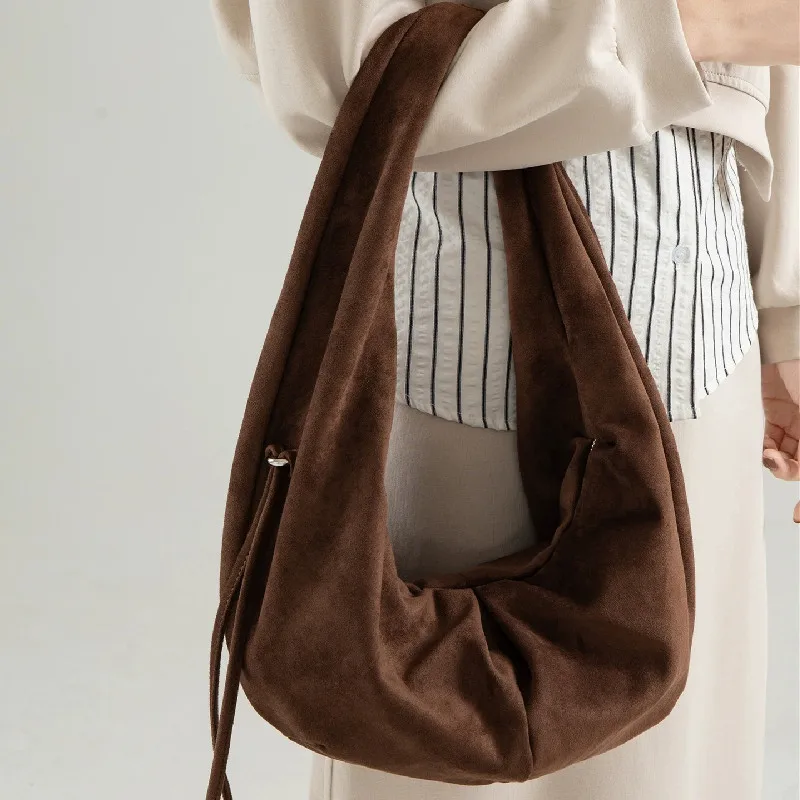 

Новая однотонная винтажная замшевая дизайнерская сумка для женщин, роскошные сумки через плечо с кисточками, модные повседневные сумки-шопперы