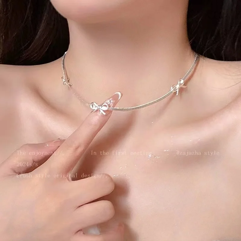 Vintage Sliver Color Bow Collarbone Snake Bone Chain Necklace Casual Personality Girl Exquisite Jewelry Gift Party Accessories