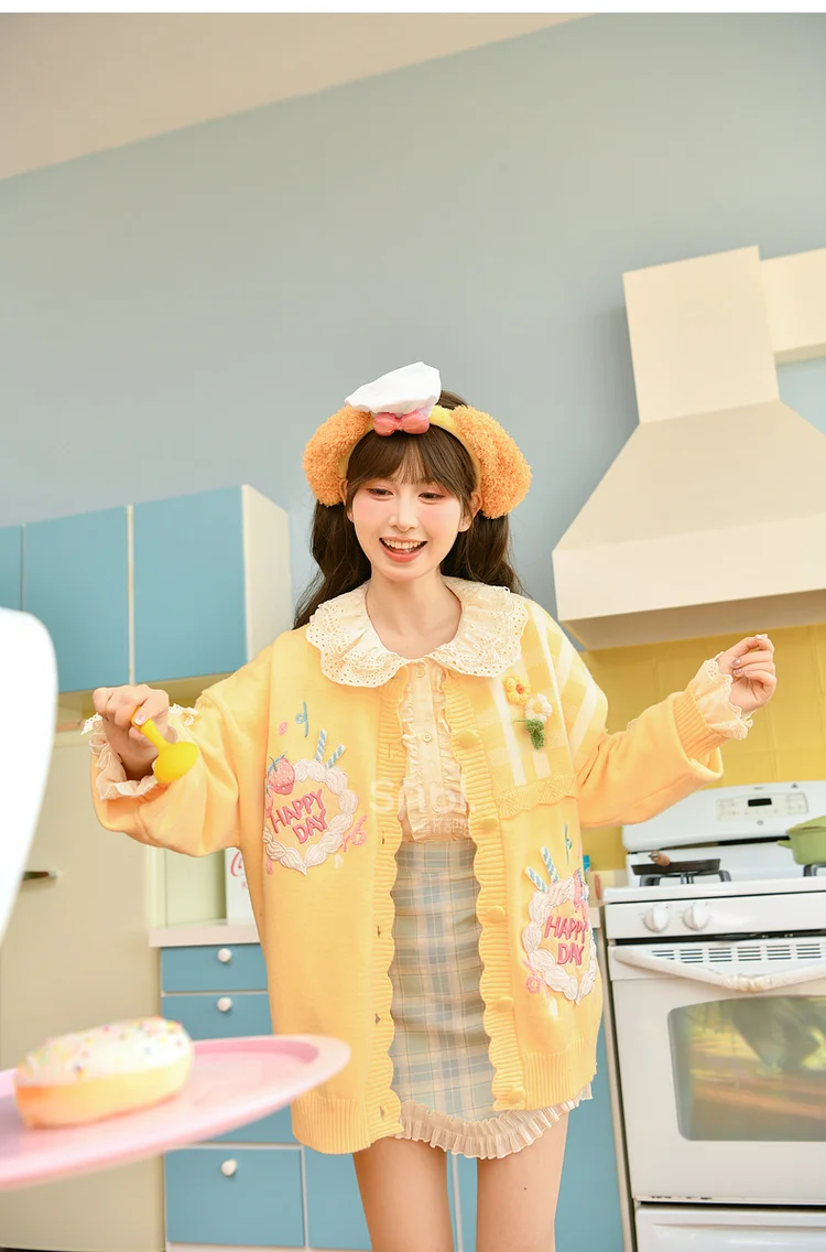 2025 Spring and Autumn New Sweet Girl Style Energetic Doll Collar Casual Shirt Blue Plaid Skirt Yellow Knitted Cardigan
