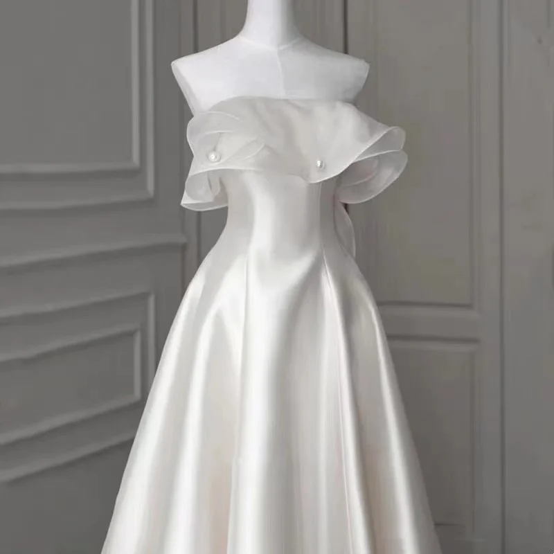 Tubeless light wedding dress 2024 new bride simple niche French satin super fairy welcome dress