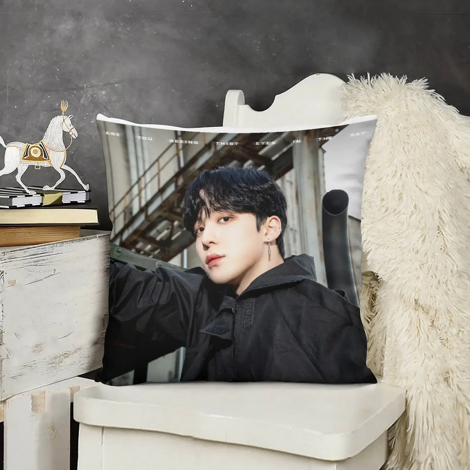 ATEEZ YUNHO THE WORLD EP.1 : MOVEMENT GUERRILLA Throw Pillow Throw Pillow luxury decor Sofa Decorative Covers pillow