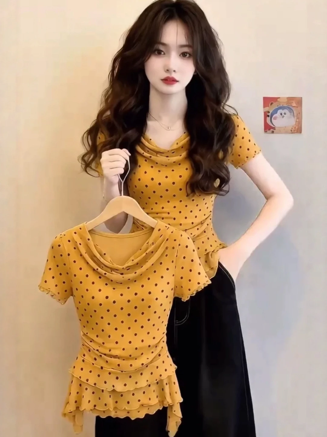 スリムフィットポルカドット半袖Tシャツ レディース 夏 おしゃれ ウエストシェイプ アメリカンレトロ ラッフルエッジトップ プラスサイズ 1