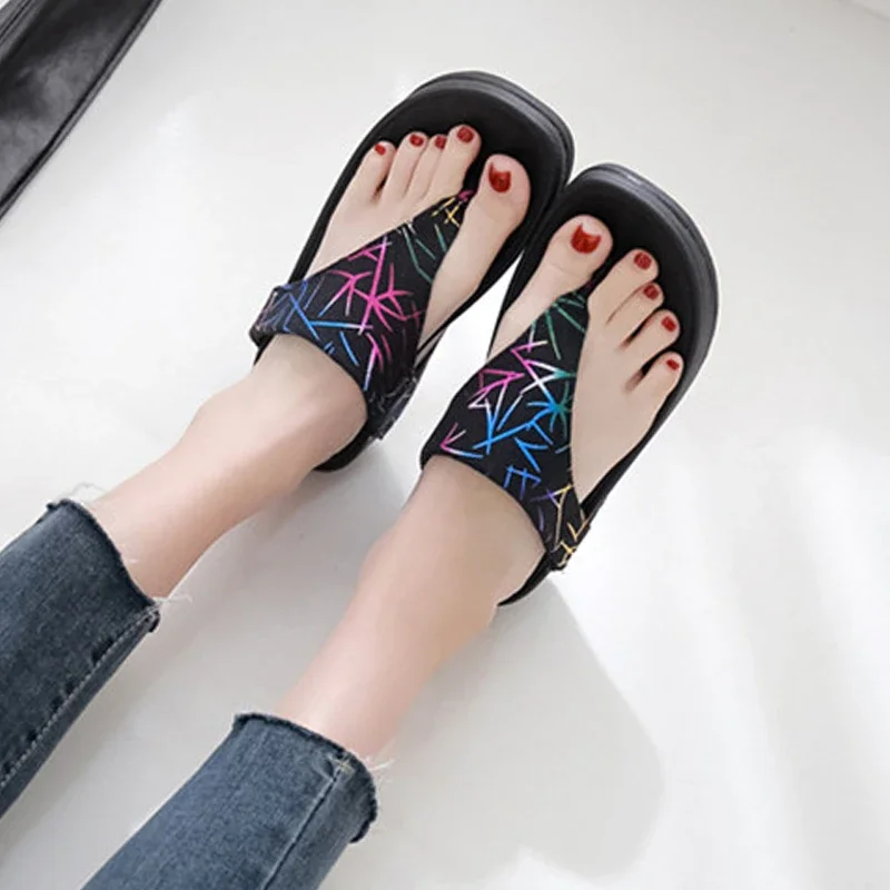 BEYARNE New Summer shoes Women Flip flops Fashion Platform wedges Beach Slippers Leisure Outdoor women Slippers zapatillas mujer