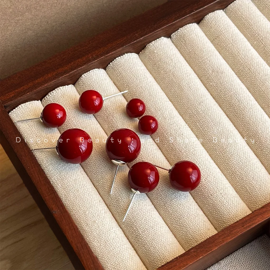 diy-accessories-new-year's-atmosphere~-retro-display-baijiu-red-bean-bean-pearl-stud-earrings-niche-temperament-versatile-earrin