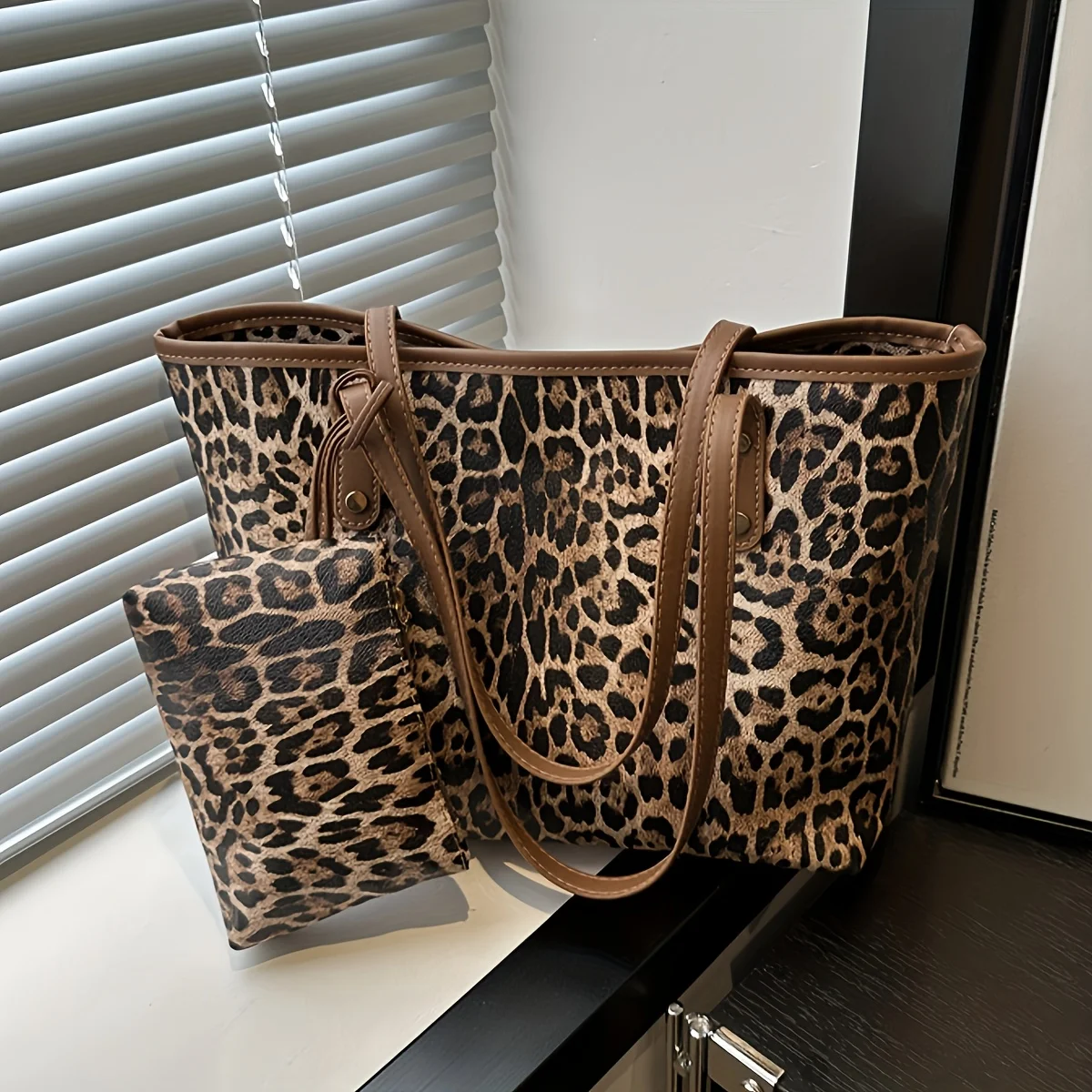 Leoparden-Schultertasche, Retro-Tierdruck-Handtasche mit großer Kapazität und Geldbörse, modische Casual-Style-Designer-Einkaufstasche – Detail 5
