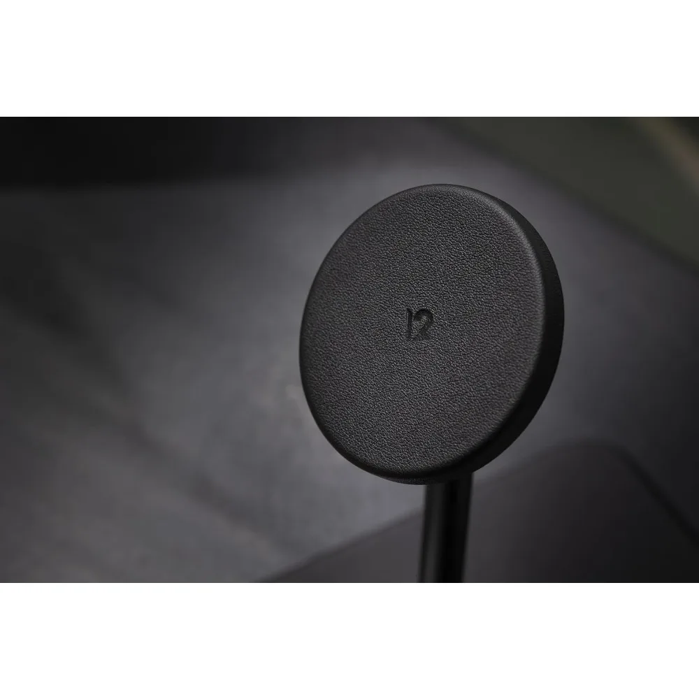 محطة شحن لاسلكية أنيقة لأجهزة iPhone وAirPods وApple Watch مع محول طاقة أمريكي