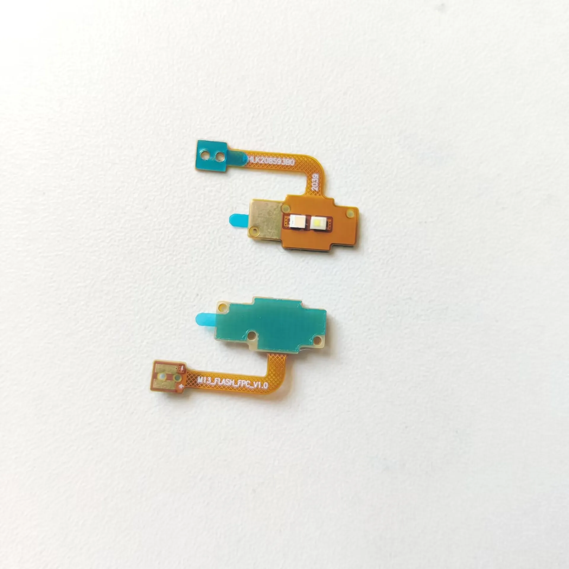 Image 5: Nouveau Original pour Doogee S88 PRO téléphone portable à l'intérieur de la lumière Flash câble FPC pièces de réparation accessoires