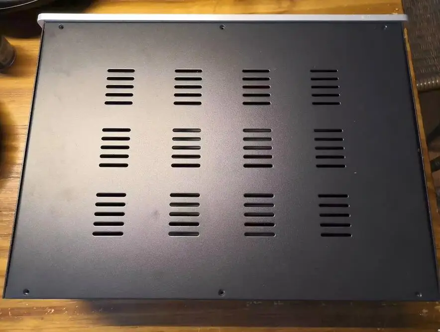 عالية الجودة لوحة ألومنيوم أنبوب المضخم لتقوم بها بنفسك الهيكل الحديد الجسم جيد التدريع مكبر للصوت الضميمة صندوق قذيفة W420 * H110 * D300mm