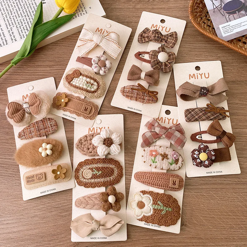 4 Teile/los Kaffee Farbe Stoff Plüsch Bogen Haar Clips Für Mädchen Blume Haarnadeln Kinder Süße BB Clip Gestreiften Haarspangen Haar dekoration – Detail 2