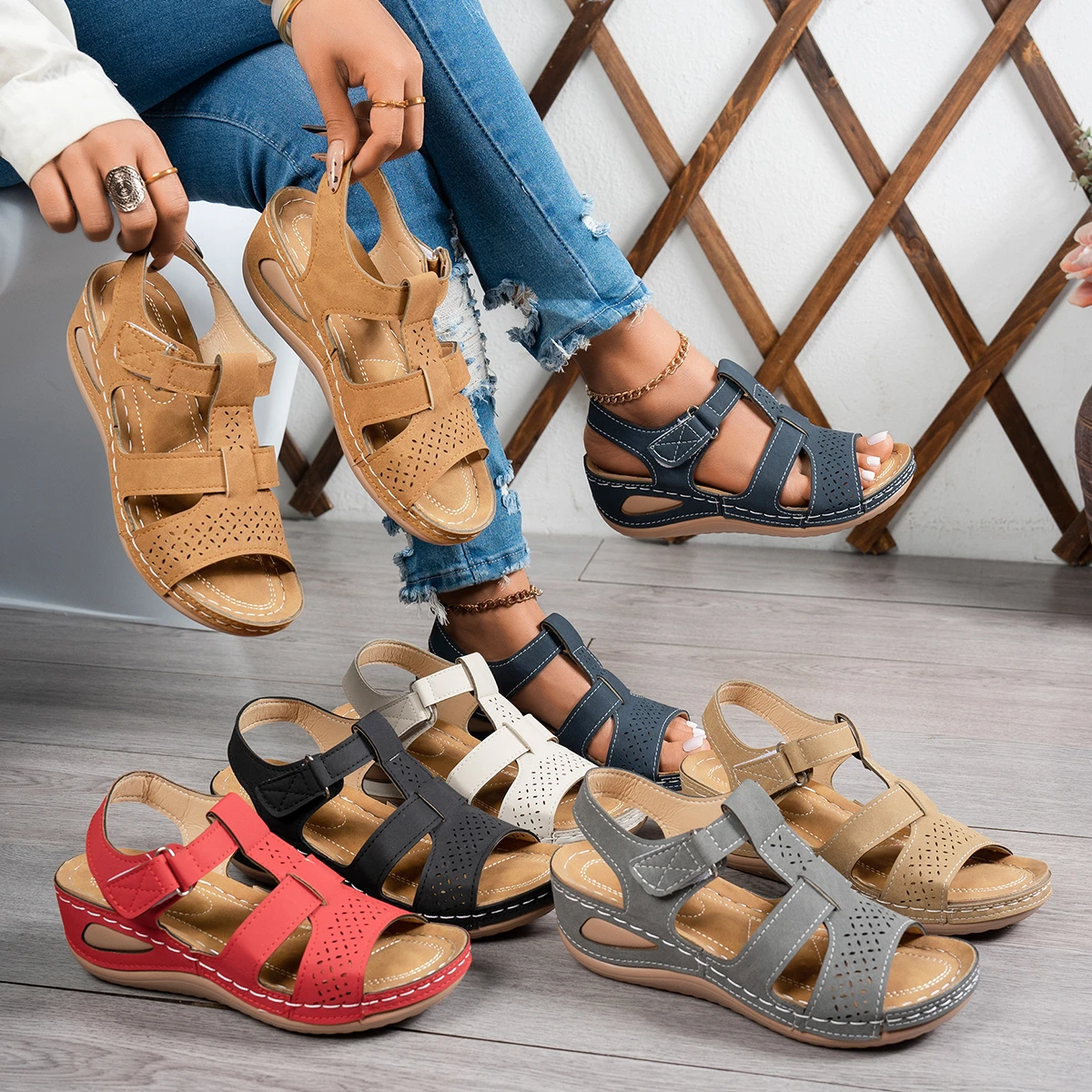 Thick-soled plus-size women's sandals 2026 new solid color cross-stitched wedge beach women's slippers