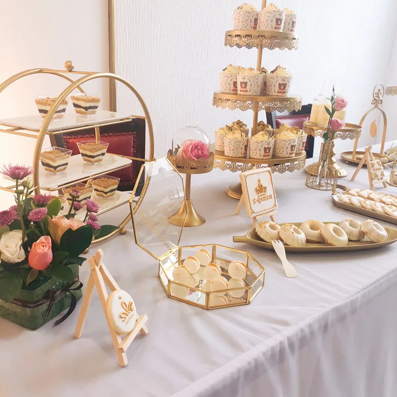 

European dessert table display shelf afternoon tea dessert plate cake shelf buffet tea break table wedding arrangement