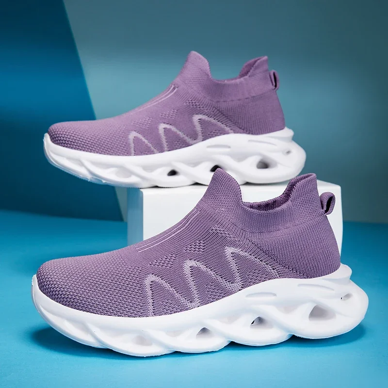 

Unisex Sports Shoes Soft Thick Soled Cushioning Soft Sneakers Outdoor Wear-Resistant Mesh Breathable Running Shoes