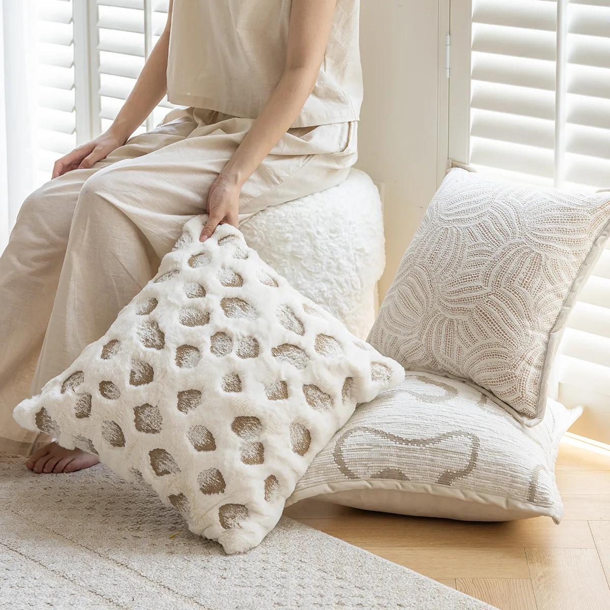 light-cream-style-sofa-pillowcase-decorative-sample-room-living-room-decorative-cushion-bed-head-pillow-high-end-feeling