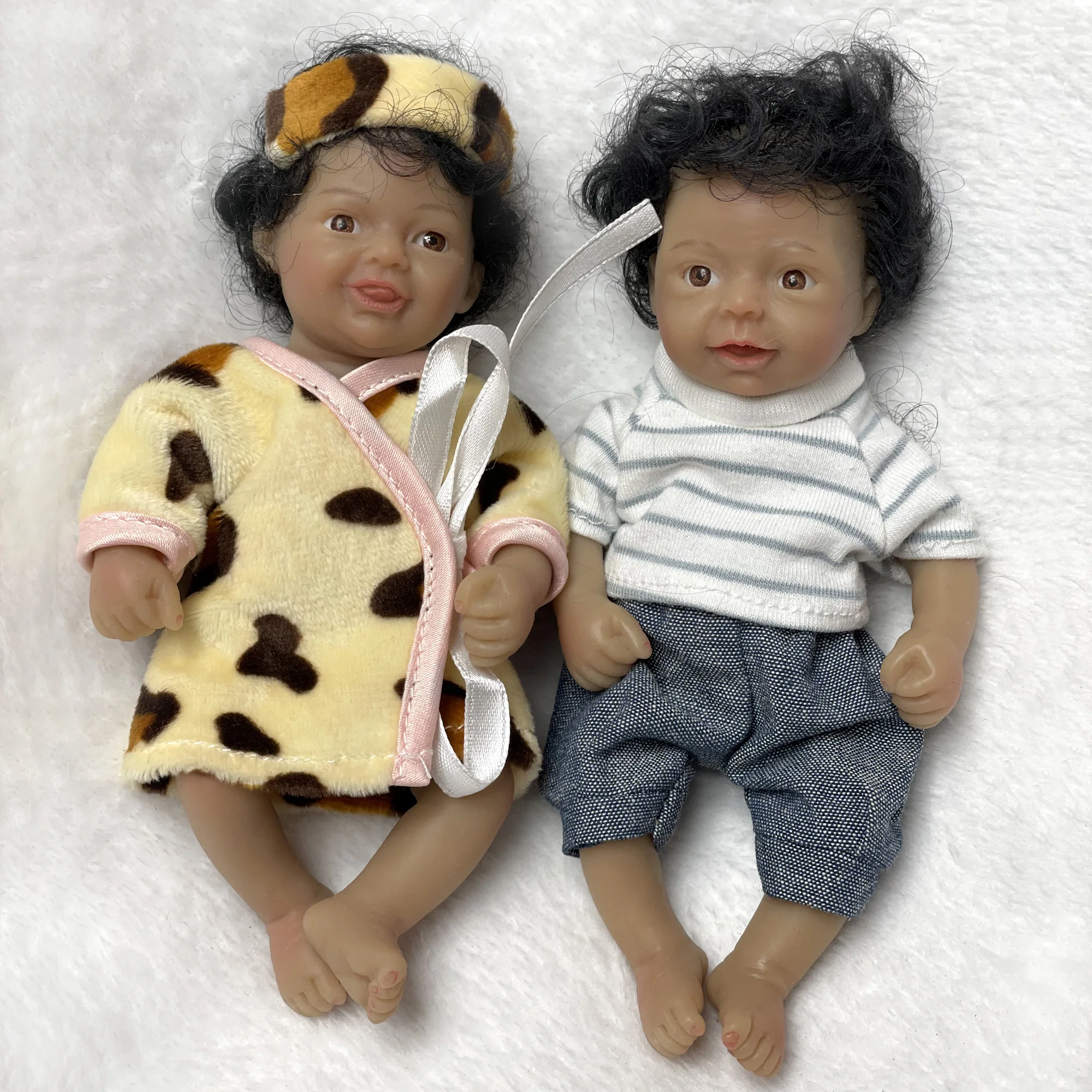 

6 Inch Black Color Skin Mini Silicone Bebe Newborn Doll Handmade Painted Lifelike muñecas Finished reborn kit