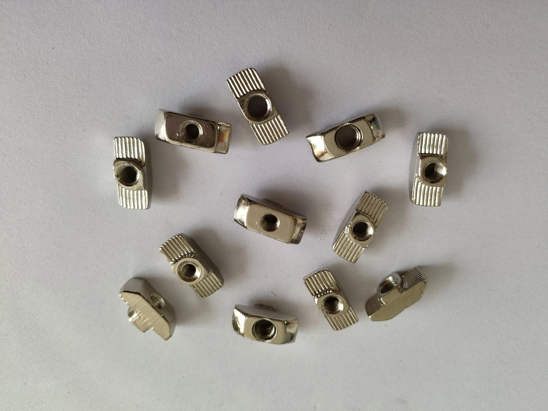 

50pcs M3 M4 M5 M6 M8 Hammer Nut For 4040 Aluminum Profile T Nut Fastener Sliding Nut Nickel Plated Aluminum Connector