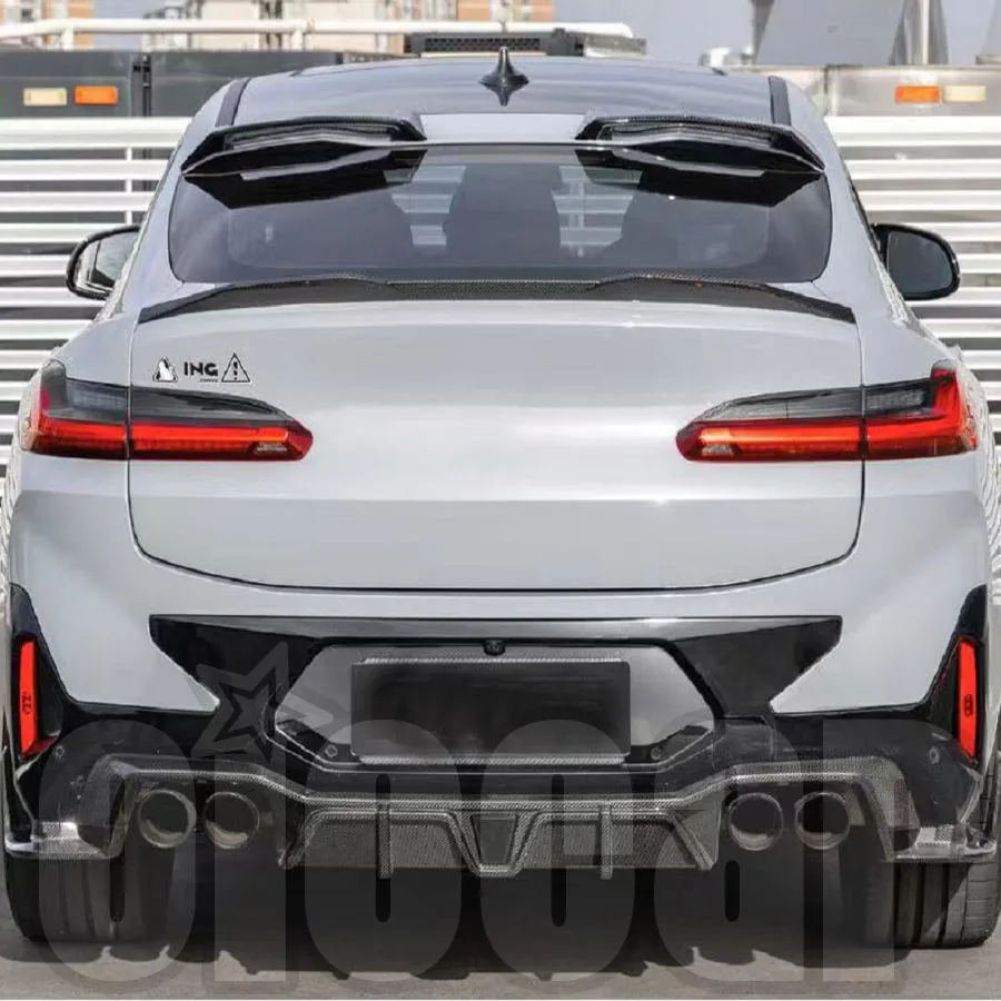 

Oiomotors SQ Style Dry Carbon Fibre LED Rear Diffuser Spoiler for BMW F98LCI X4M
